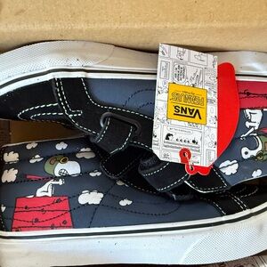 Vans Kids Black Snoopy Sneakers new in box